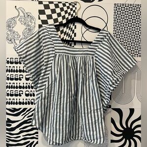 🦋Striped Flutter Sleeve Blue & White Top